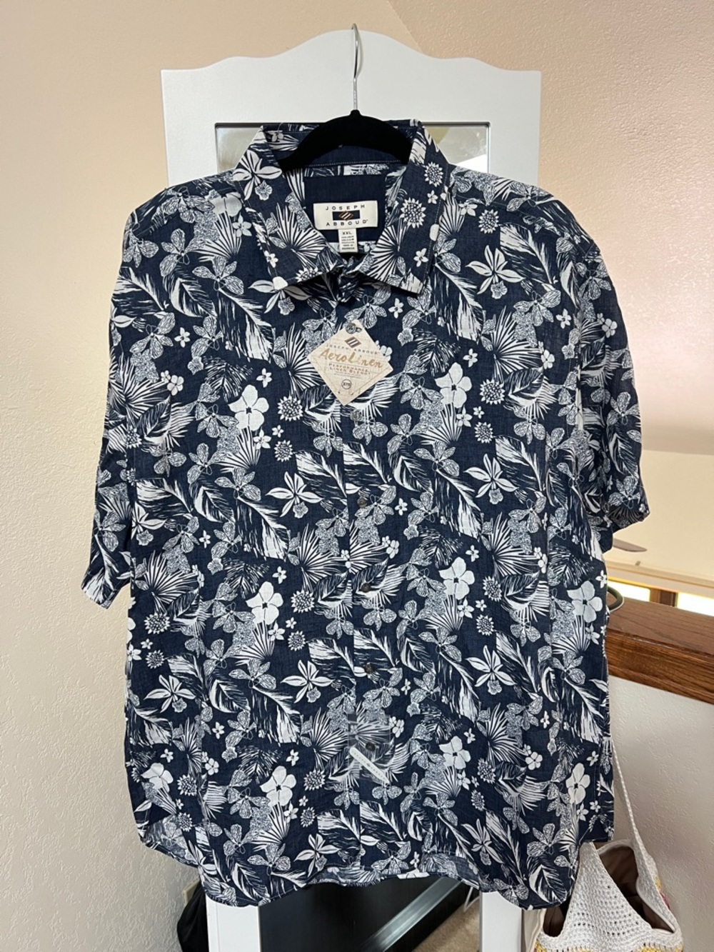 •JOSEPH ABBOUD• Floral Button-Down Shirt